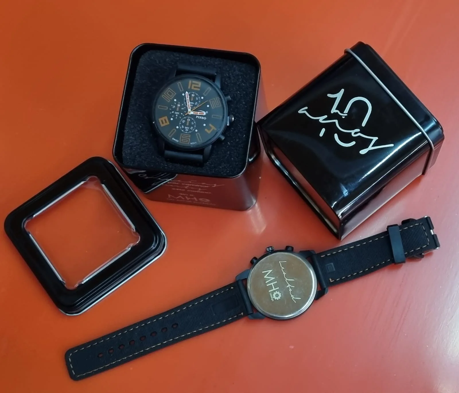 Relojes Ejecutivos en Caja Metálica Grabada